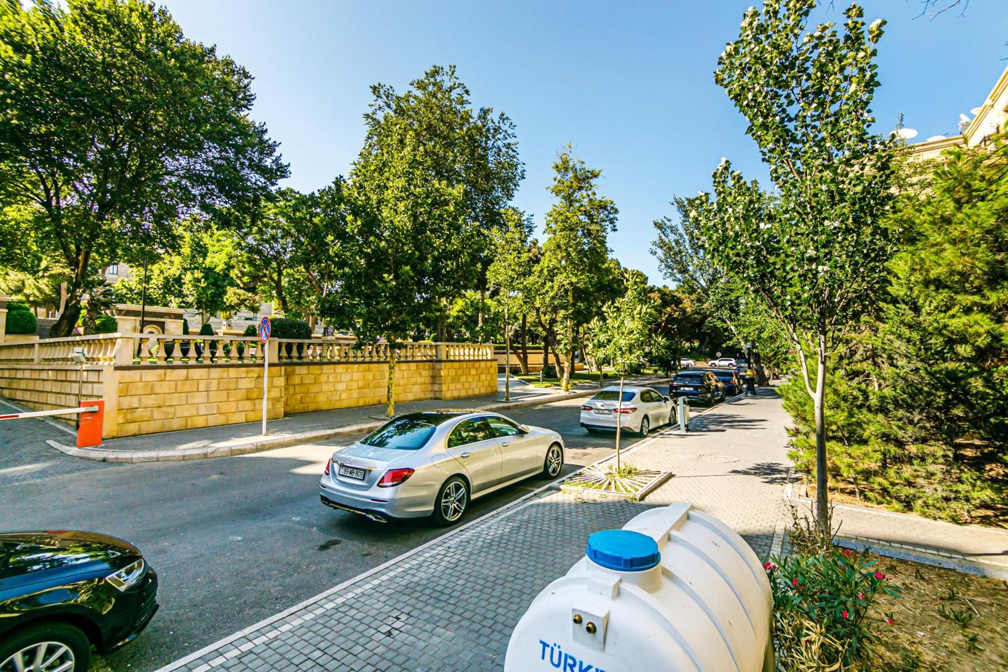 באקו Azneft Royal Suite Apartment Sea View מראה חיצוני תמונה